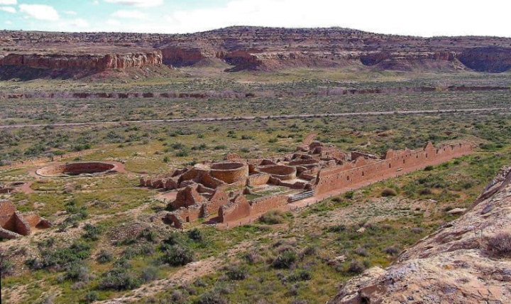 A view of Chetro ketl in Chaco Canyon.