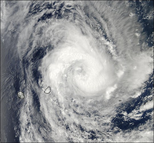 Cyclone Crystal Approaches Mauritius - NASA Science
