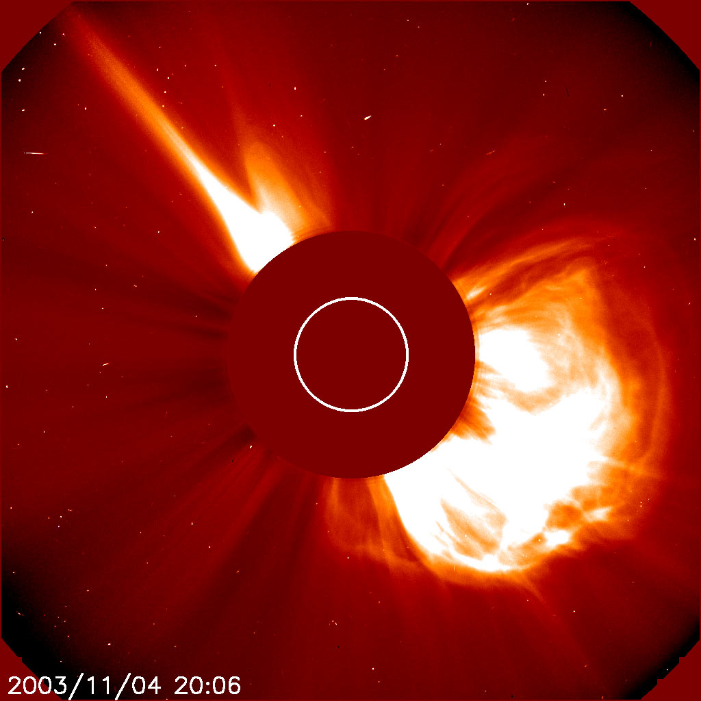 Massive Flare Erupts on Sun - NASA Science