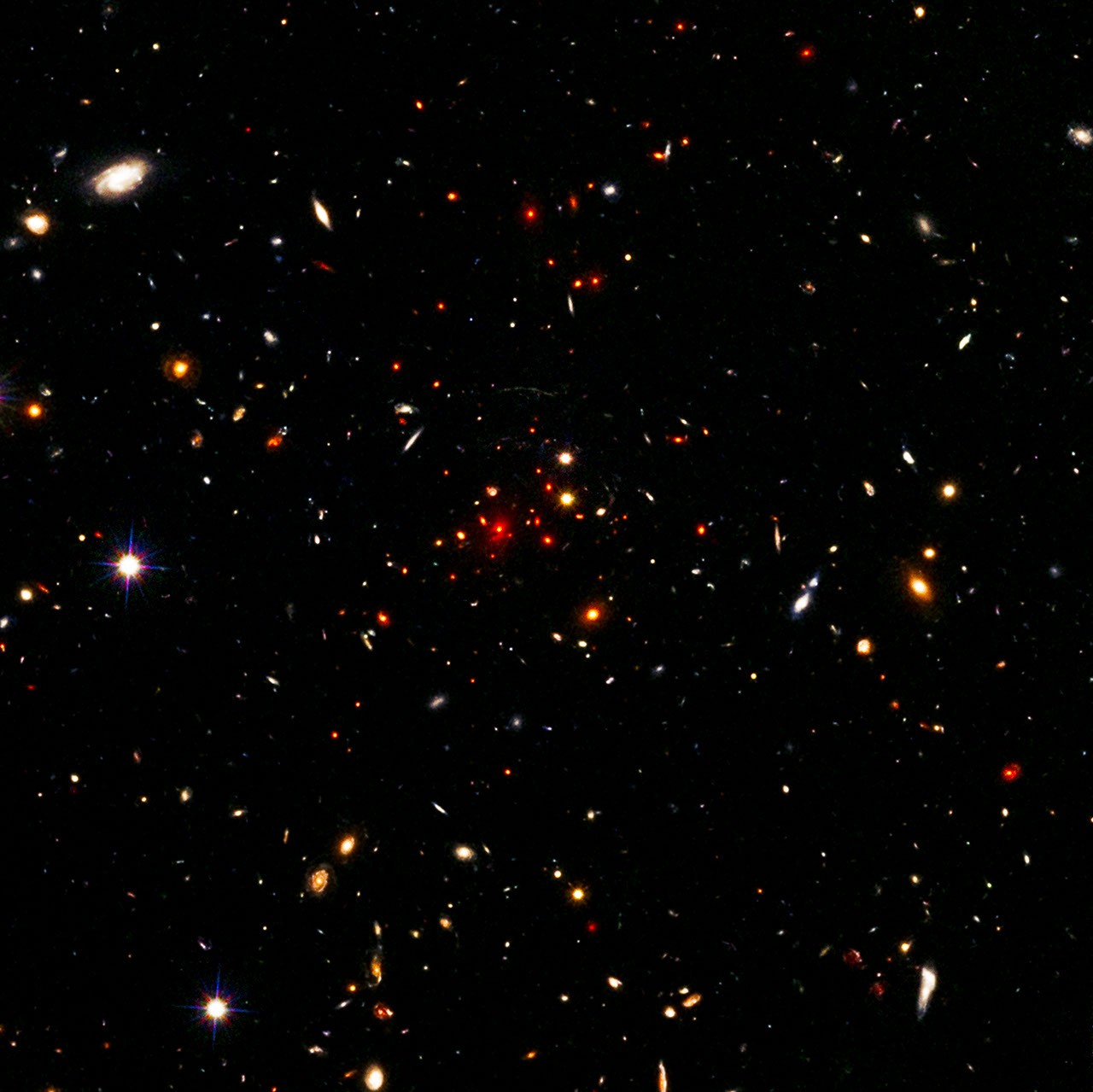 HST Image of Massive Galaxy Cluster IDCS J1426.5+3508 - NASA