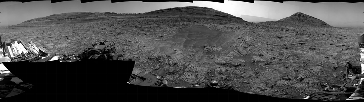 Sol 4865: Right Navigation Camera, Cylindrical Projection – NASA Science