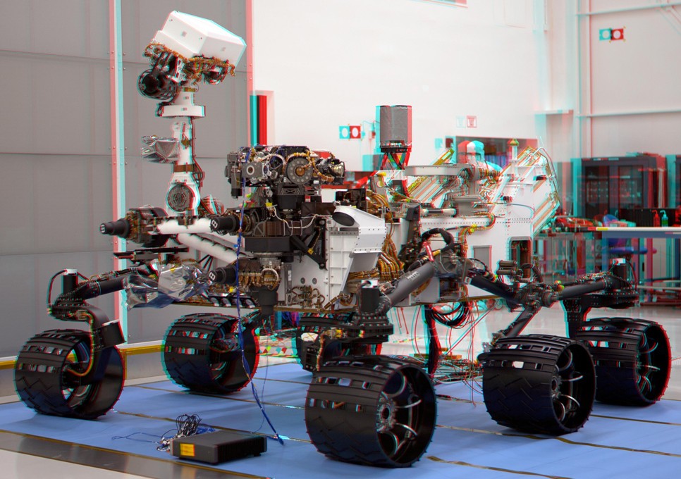 Mars Science Laboratory Mission's Curiosity Rover (Stereo) - NASA Science