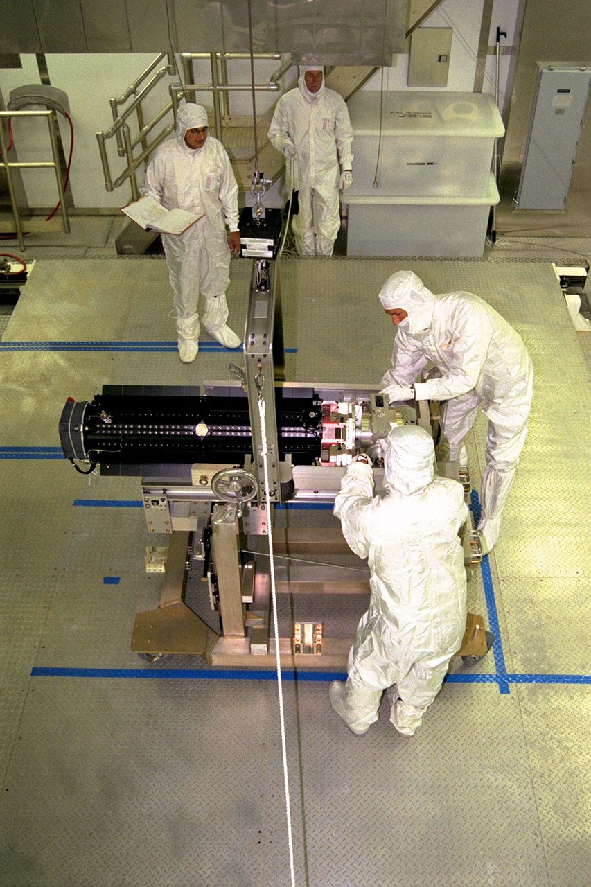 Installing a Radioisotope Thermoelectric Generator (RTG) - NASA Science