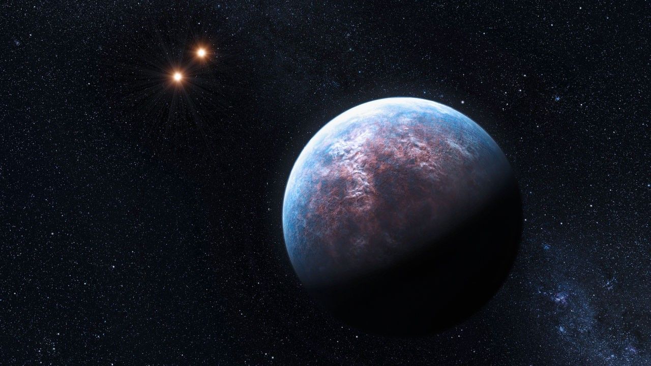 When something in exoplanet GJ1214b's upper atmosphere blocked light, researchers from UW made a 3-D cloudmap to unravel the mystery (artist's concept): L. Calçada, ESO