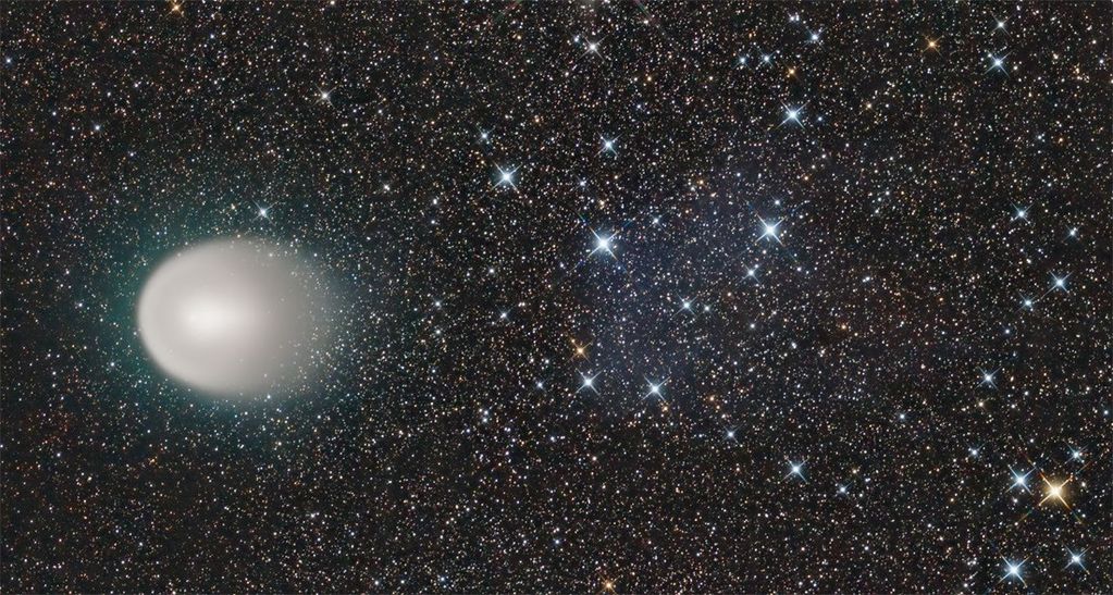 APOD: 2008 October 24 – Amazing Comet Holmes