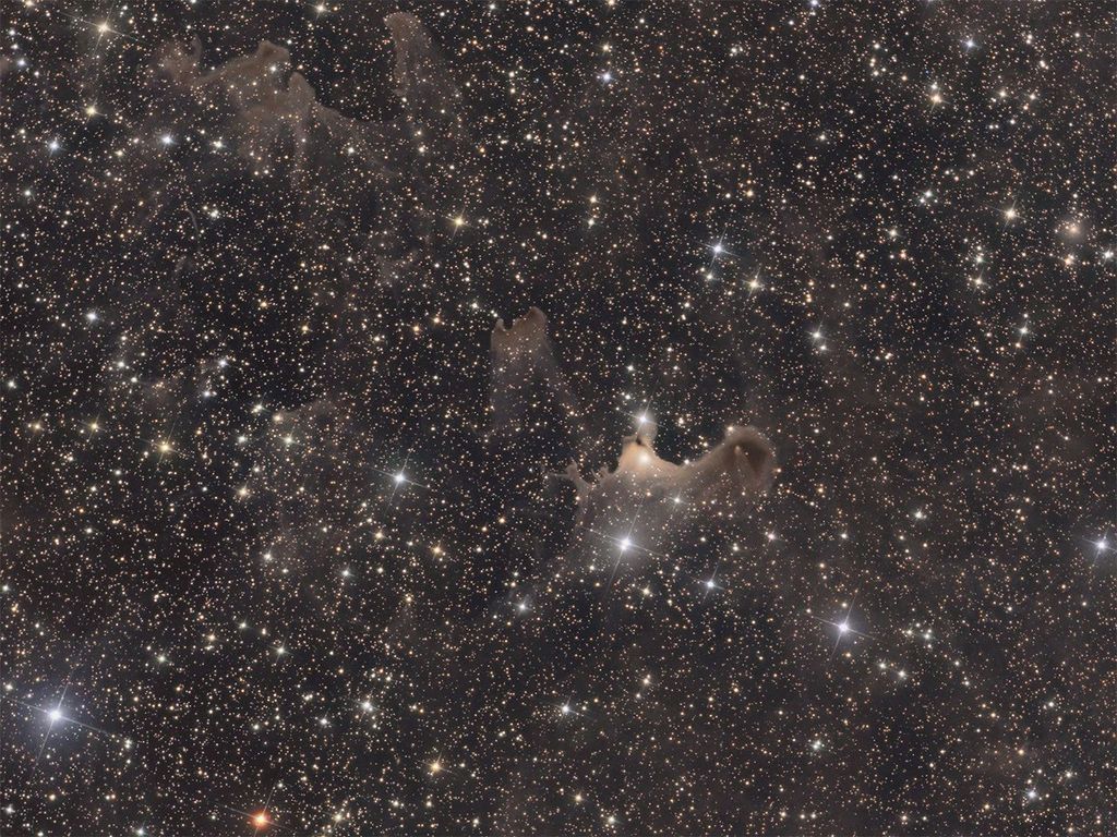 APOD: 2008 October 30 – Haunting the Cepheus Flare