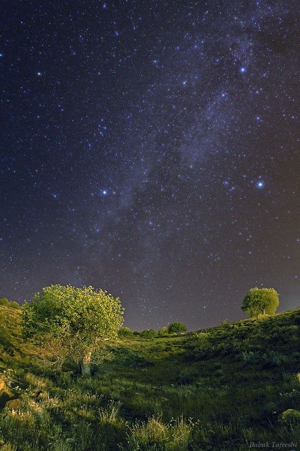 APOD: 2009 September 12 – Summer Night in Astronomy Town