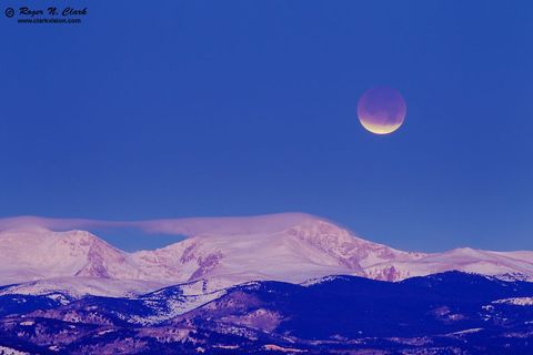 Eclipsed Moon in the Morning