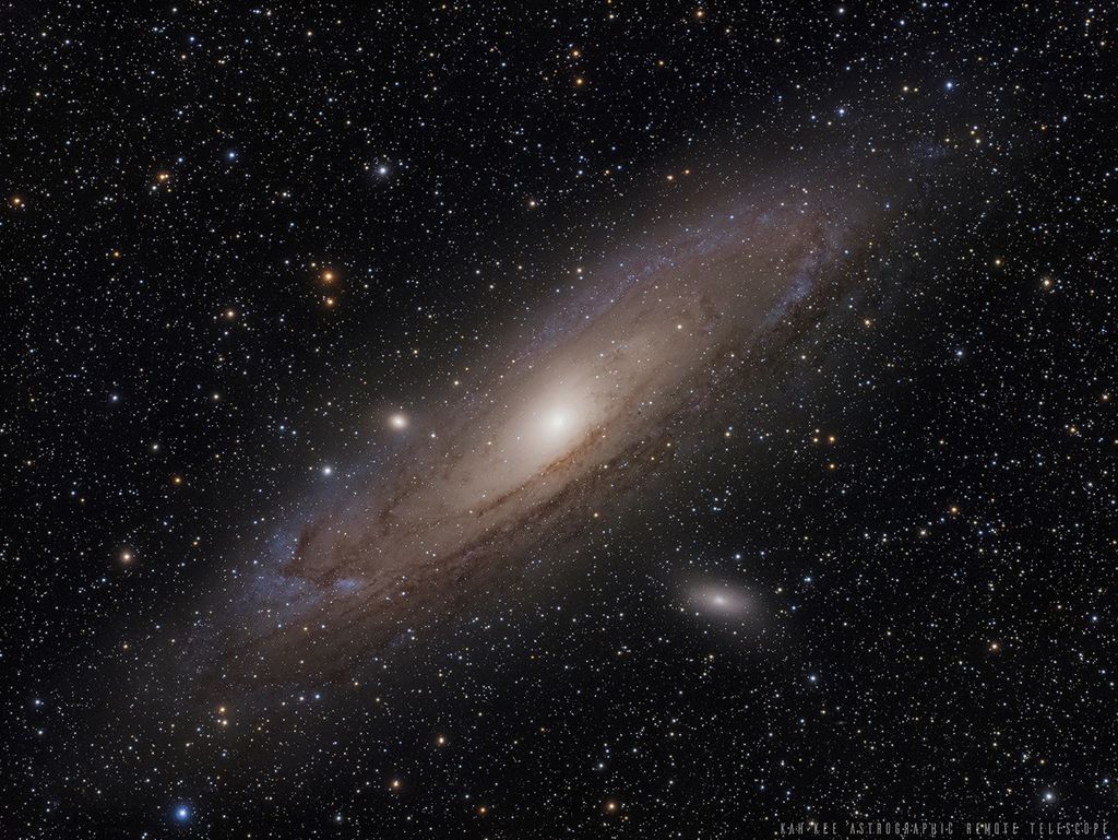 APOD: 2020 April 30 – Andromeda Island Universe