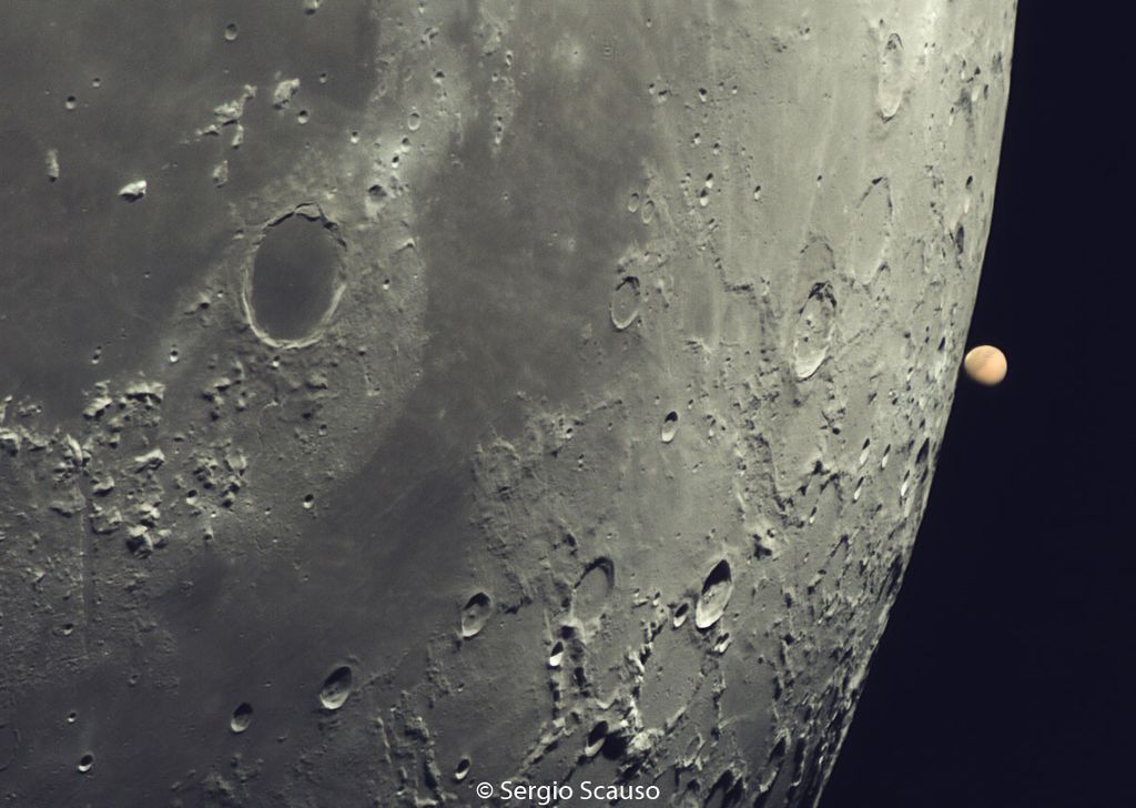 APOD: 2020 August 15 – Mars at the Moons Edge