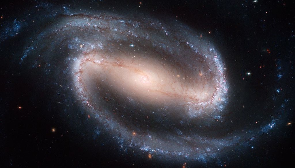 APOD: 2020 June 11 – Barred Spiral Galaxy NGC 1300