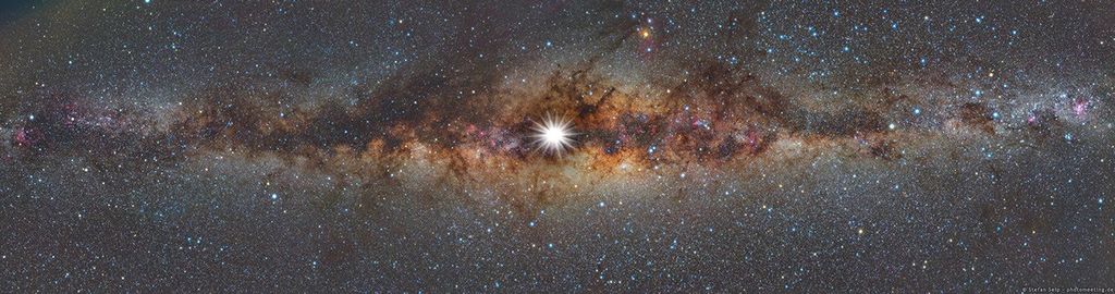 APOD: 2021 December 21 – Solstice Sun and Milky Way