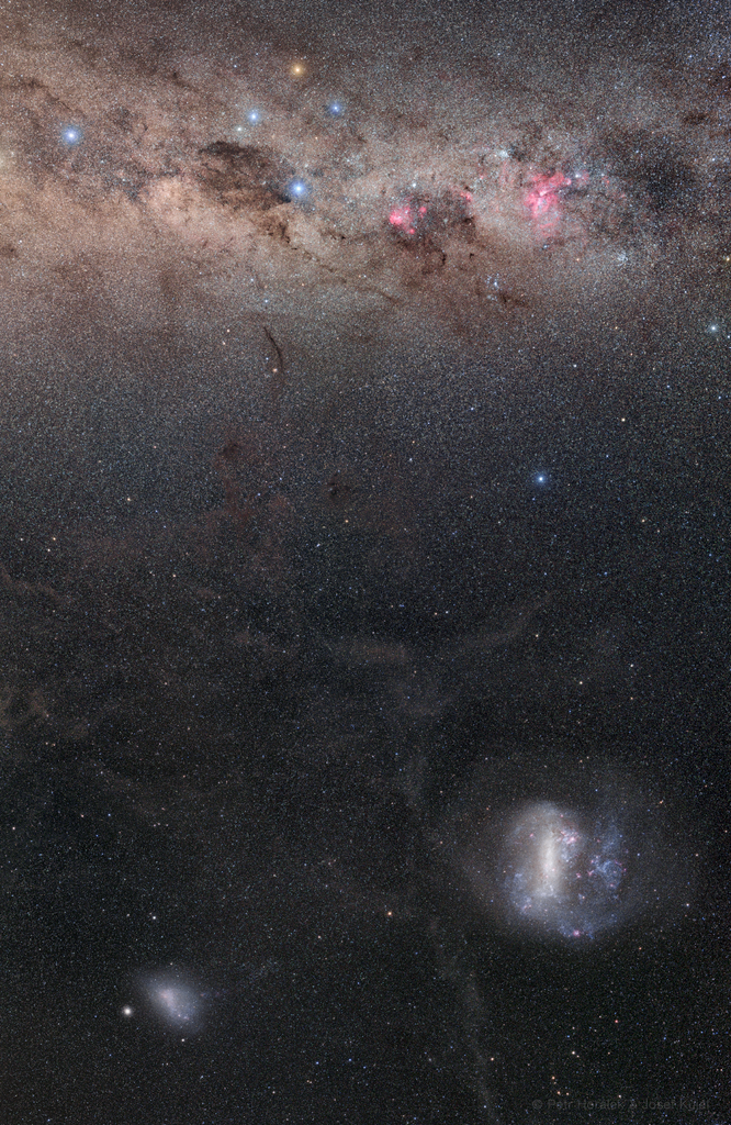 APOD: 2021 January 1 – Galaxies and the South Celestial Pole