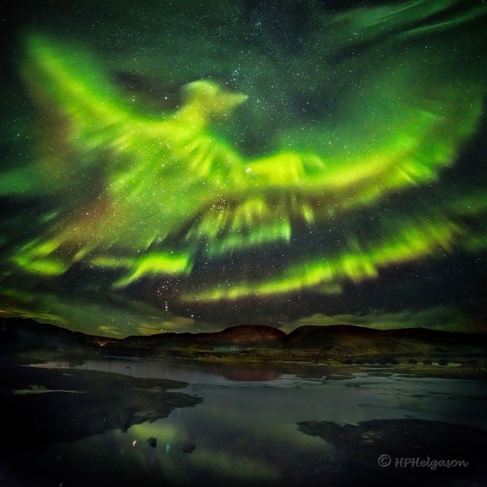 APOD: 2021 January 3 – A Phoenix Aurora over Iceland