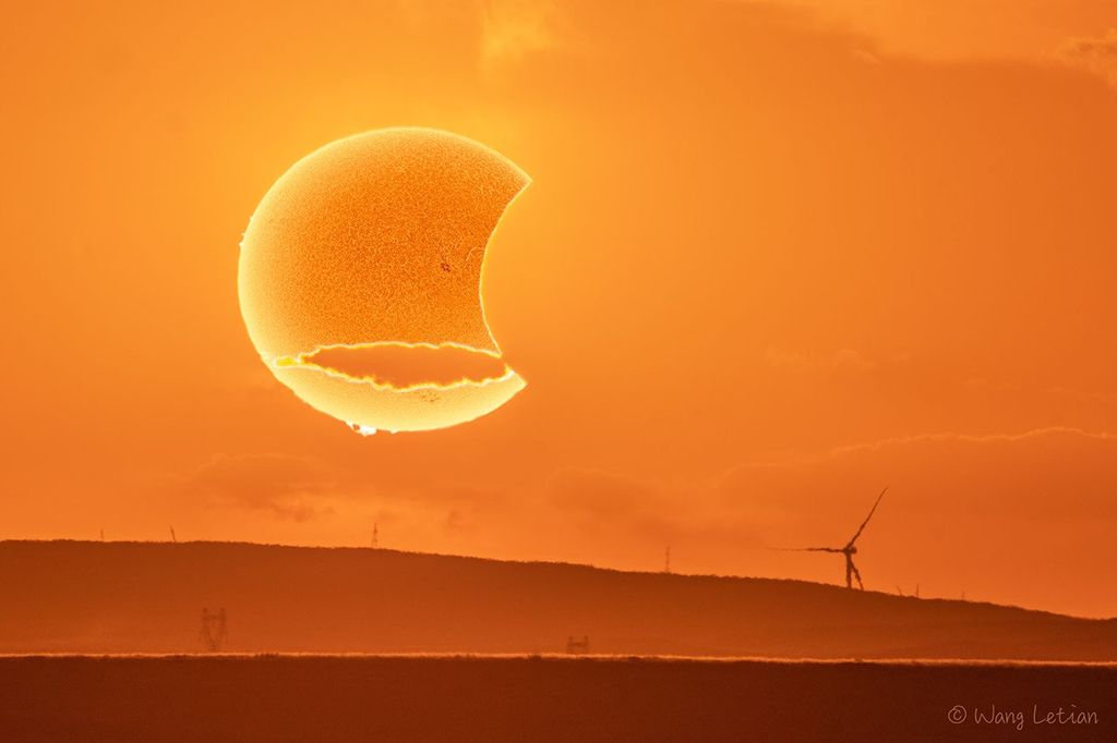 APOD: 2021 June 28 – A Paper Moon Solar Eclipse