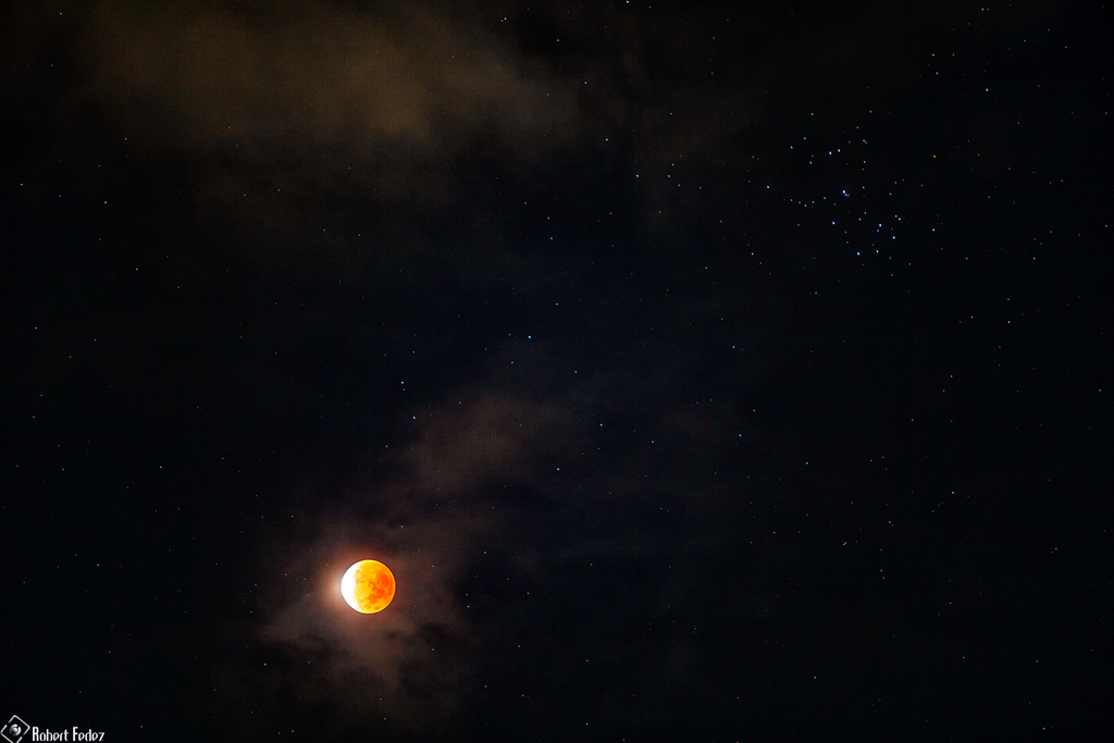 APOD: 2021 November 20 – An Almost Total Lunar Eclipse