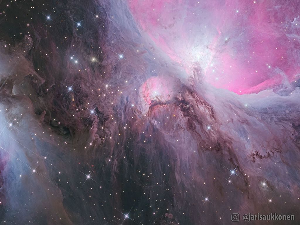 APOD: 2021 October 6 – M43: Streams of Orion