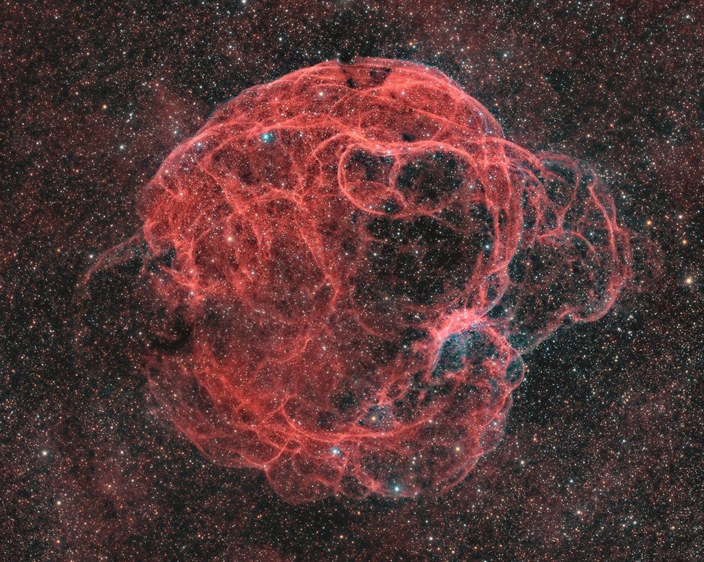 APOD: 2022 January 13 – Supernova Remnant Simeis 147