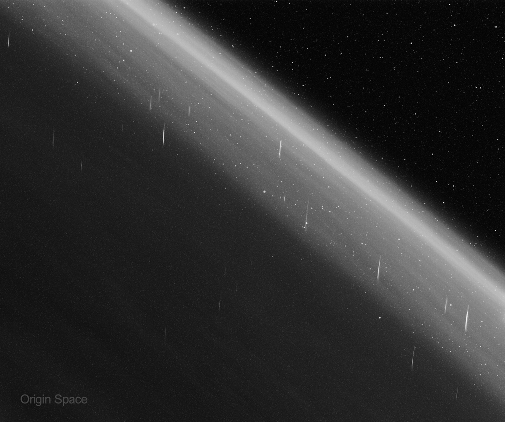 APOD: 2022 June 4 – Tau Herculids from Space