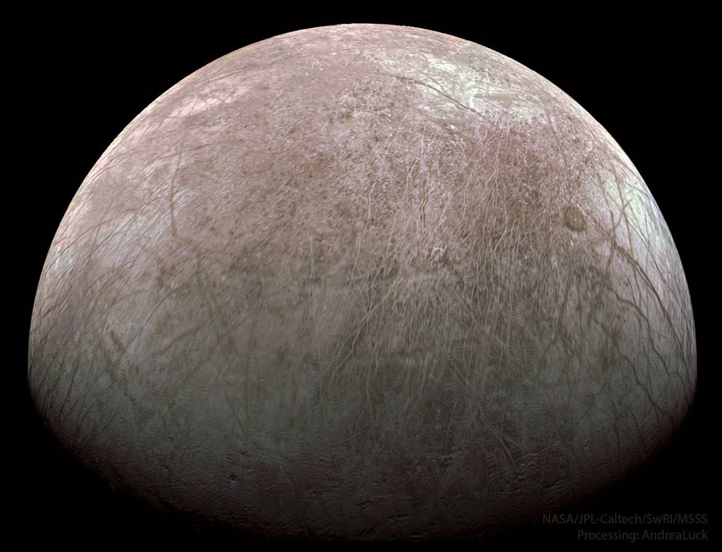 APOD: 2022 October 3 – Jupiter’s Europa from Spacecraft Juno