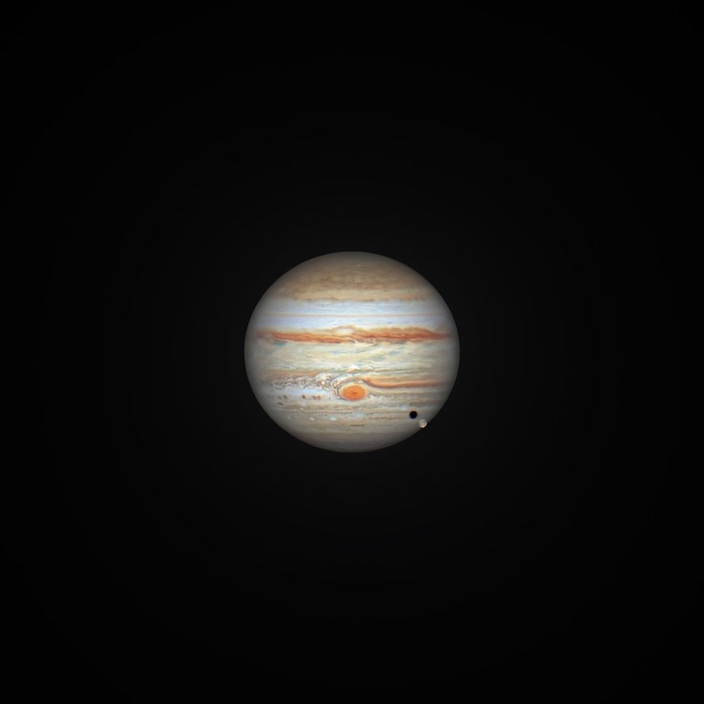 APOD: 2022 October 7 – In Ganymede’s Shadow