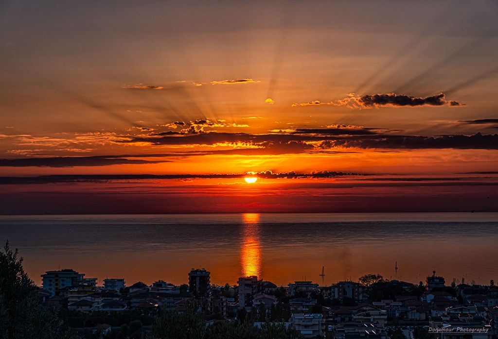 APOD: 2022 September 24 – September Sunrise Shadows