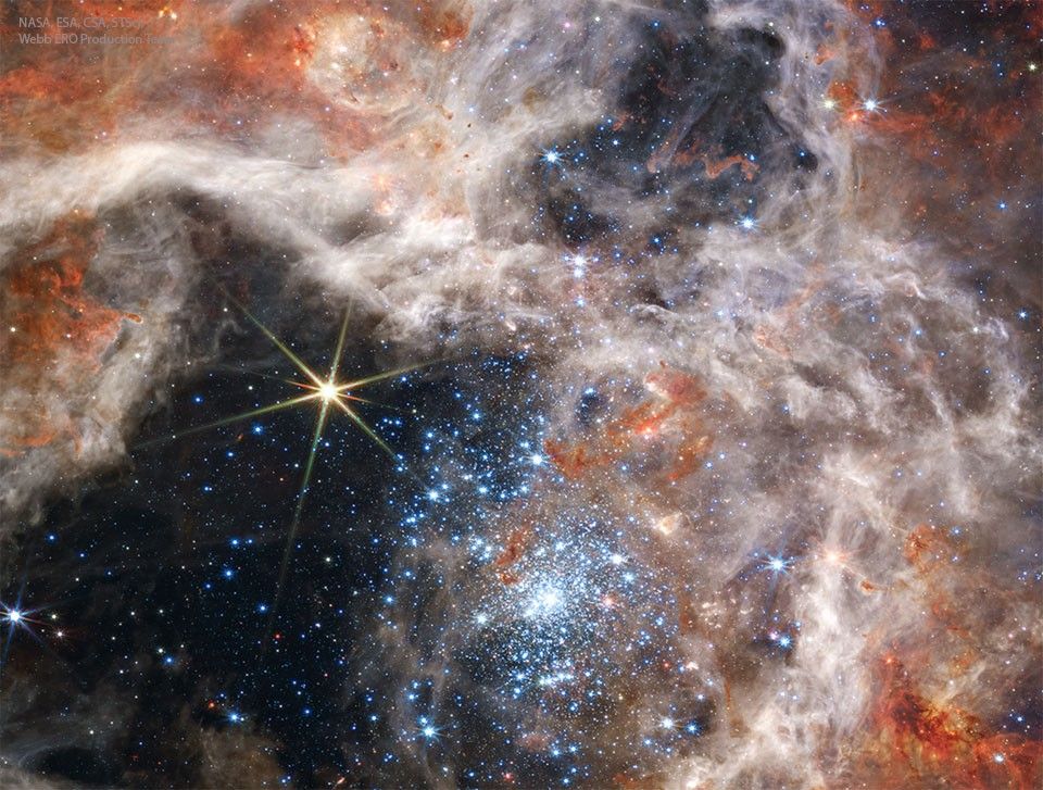 APOD: 2022 September 7 – Tarantula Stars R136 from Webb