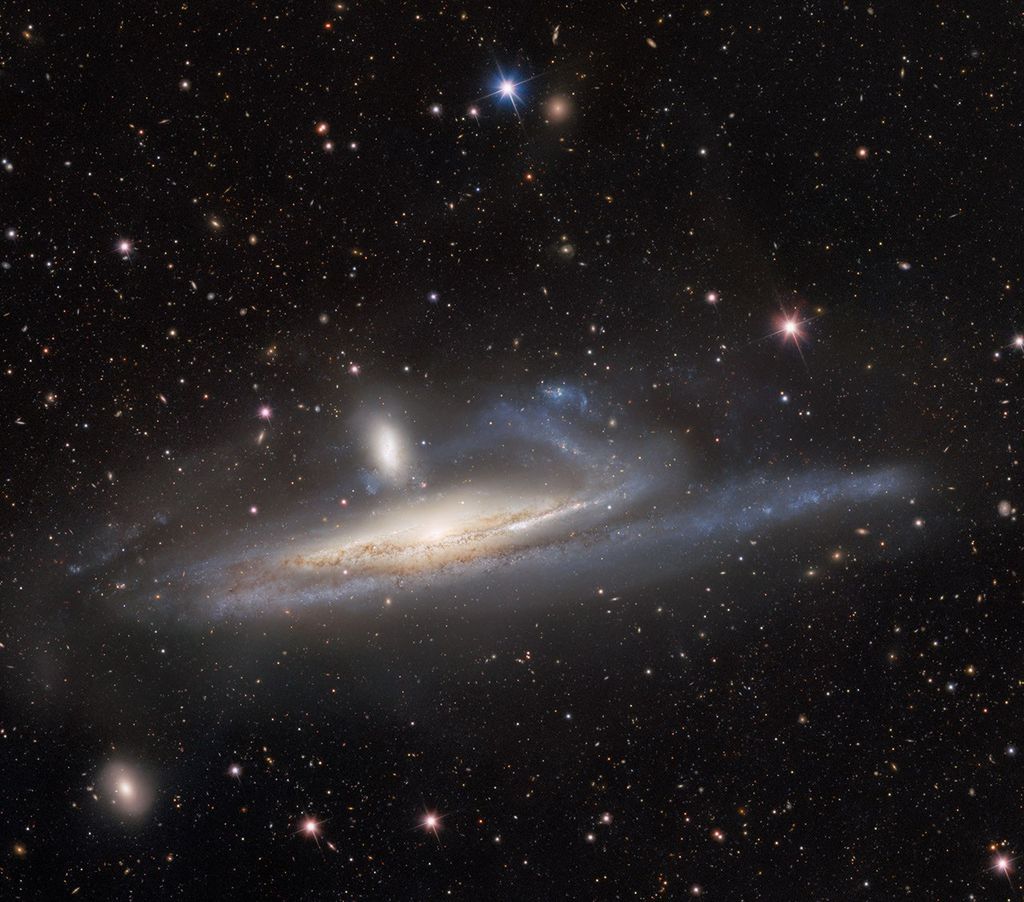 APOD: 2023 July 27 – Galaxies in the River