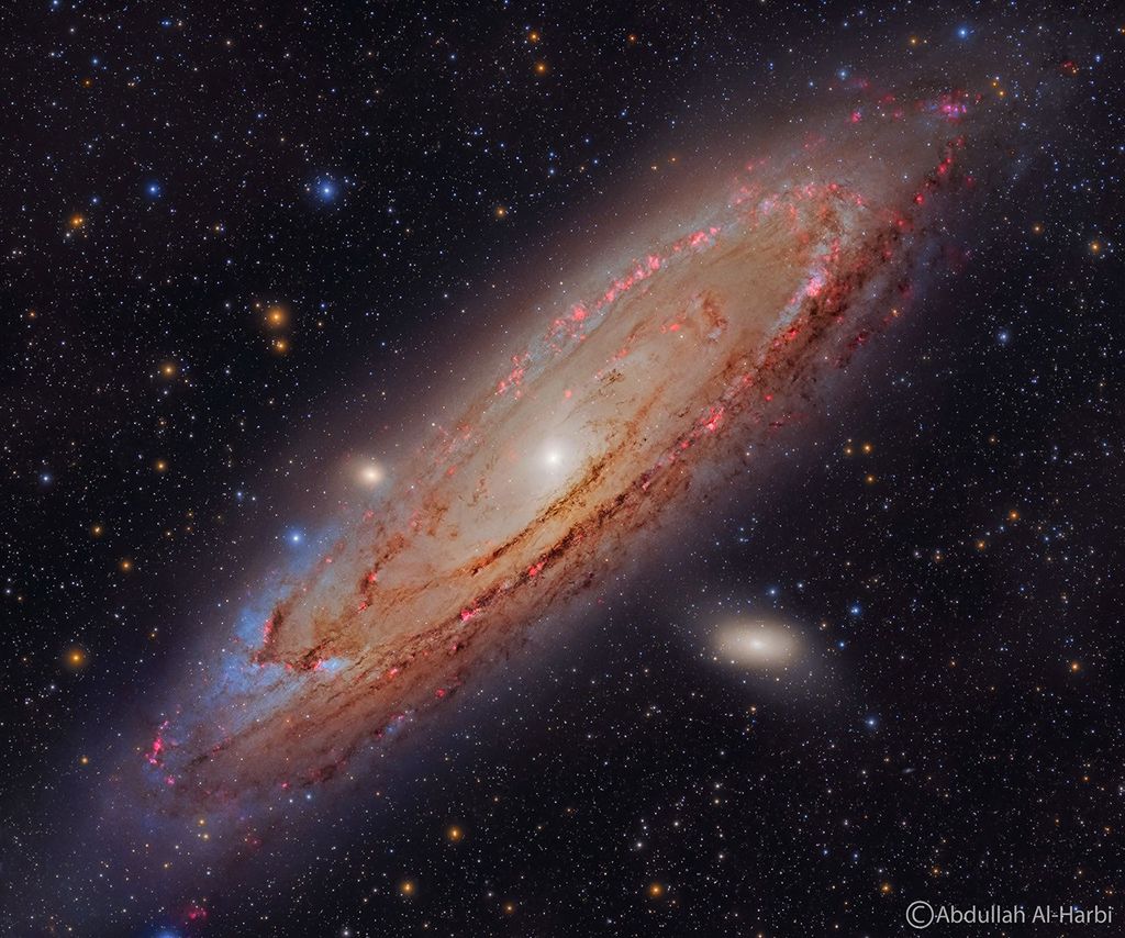 APOD: 2023 March 22 – M31: The Andromeda Galaxy