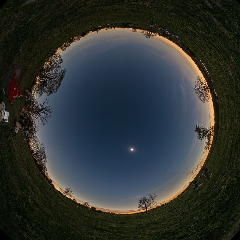 APOD: 2024 April 27 – All Sky Moon Shadow