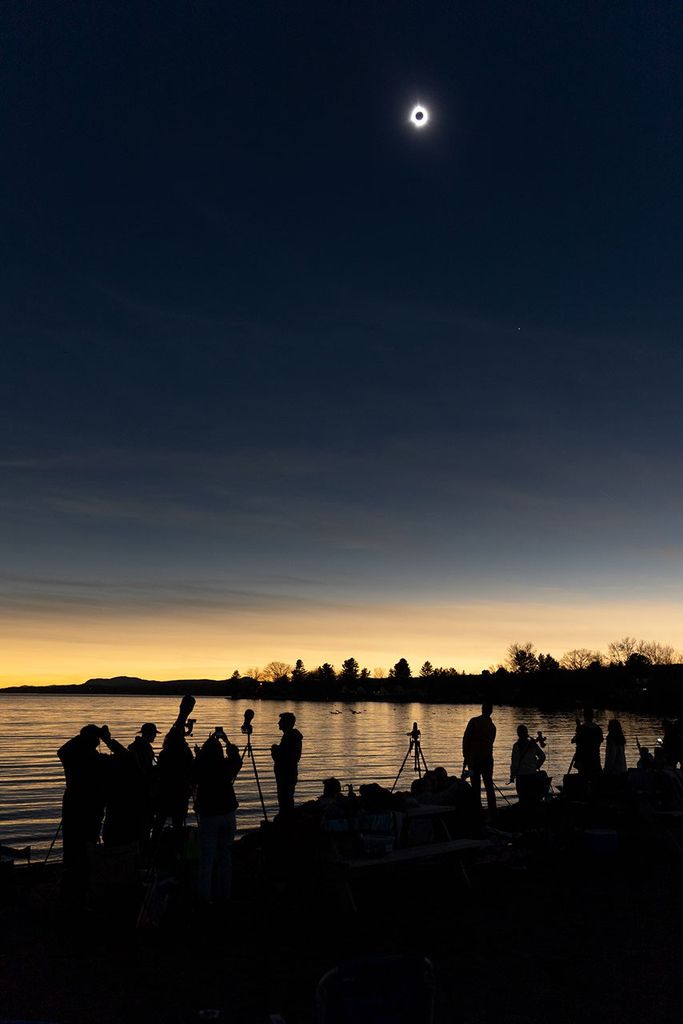 APOD: 2024 April 9 – Moon Shadow over Lake Magog