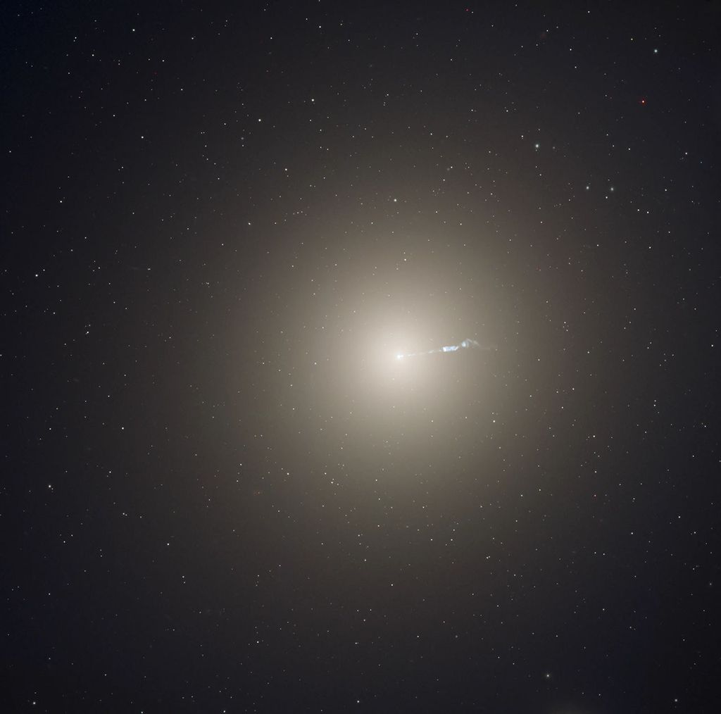 APOD: 2025 February 20 – Messier 87