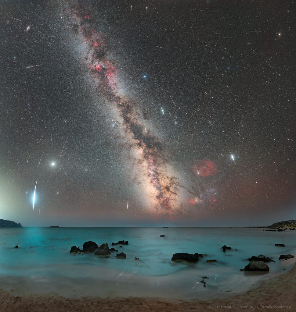 APOD: 2025 July 25 – Twelve Years of Kappa Cygnids