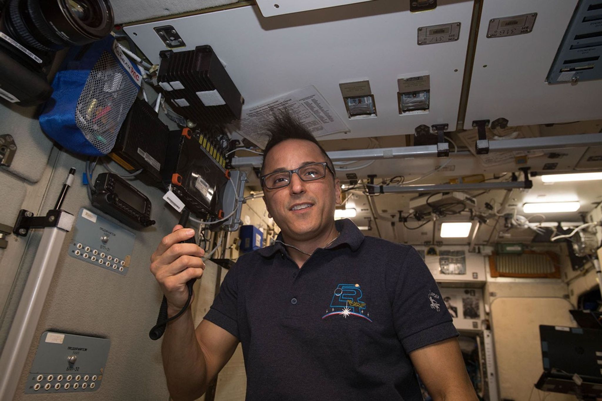 Cómo hablar con un astronauta en el espacio - NASA Ciencia