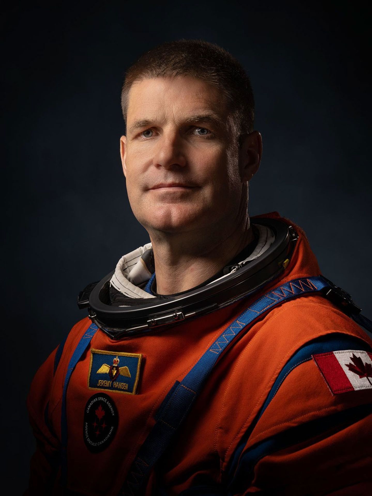 Retrato del astronauta de la CSA Jeremy Hansen.