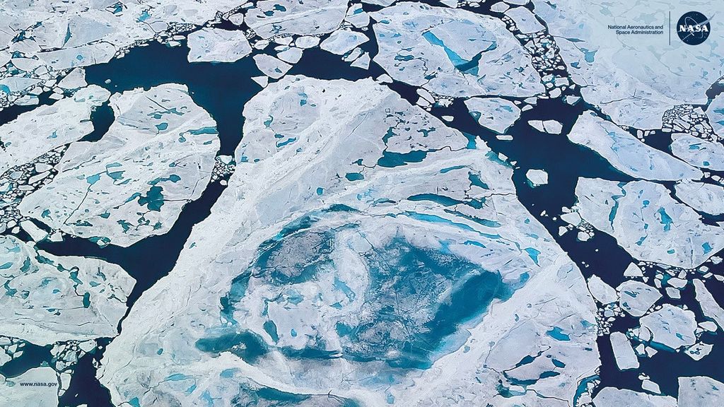 Thinning Arctic Sea Ice