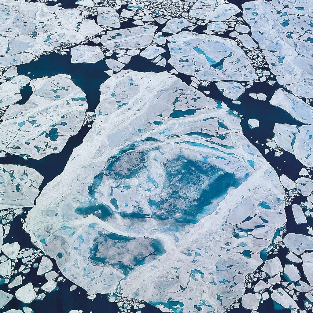 Hielo marino sobre el Ártico. 