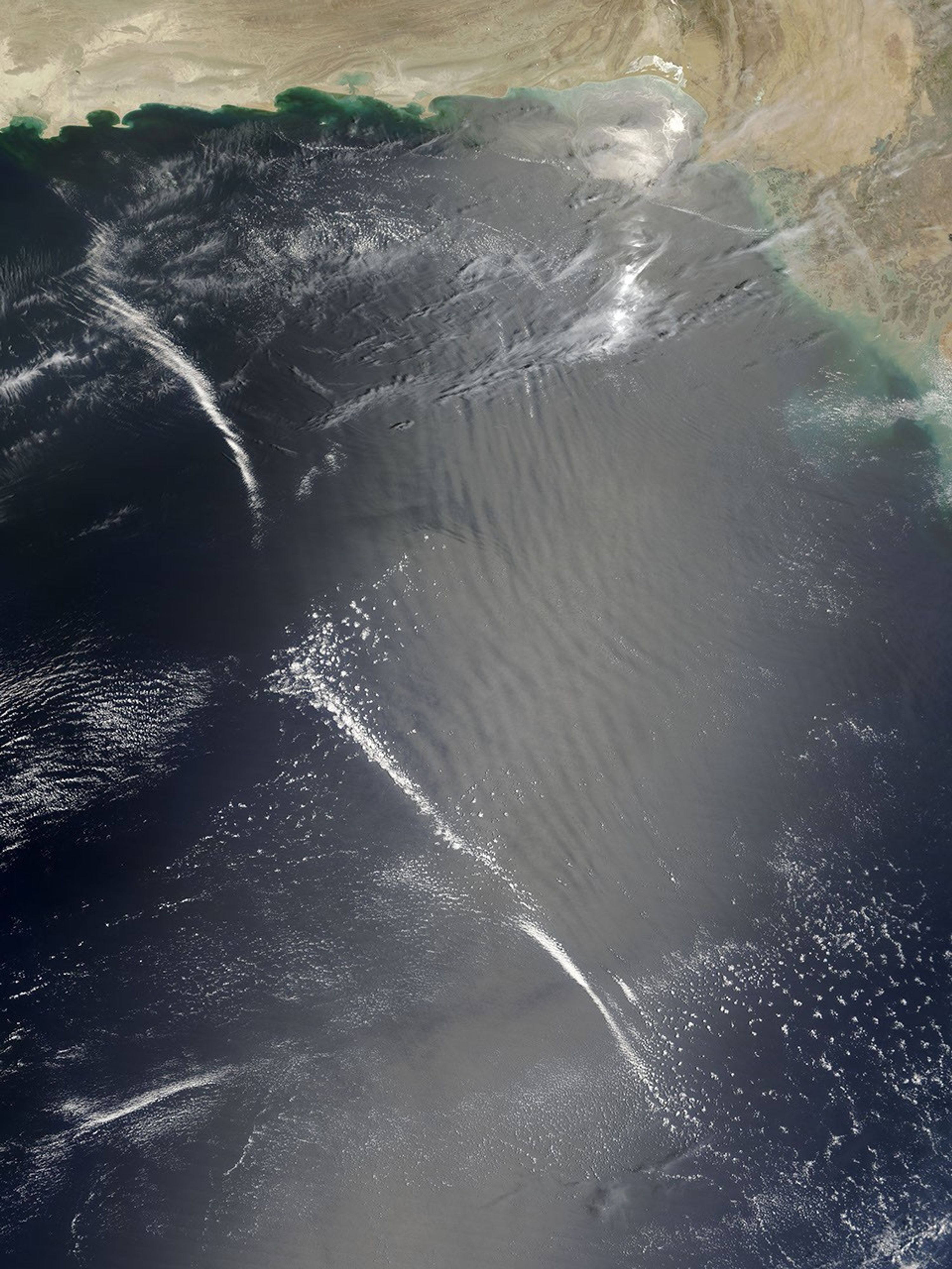 Atmospheric gravity waves over the Arabian Sea. More information: https://earthobservatory.nasa.gov/images/5528/atmospheric-gravity-waves-over-arabian-seaCredit: NASA/MODIS