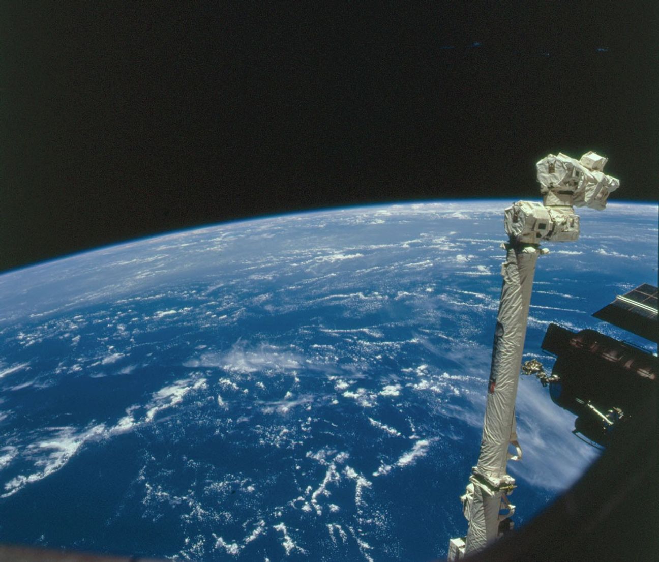 African Dust Blows over the Caribbean - related image preview