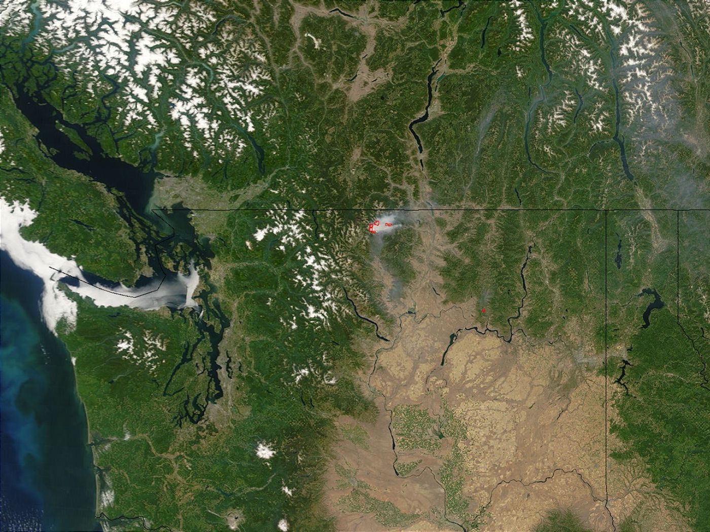 Fawn Peak Complex Fire in Washington