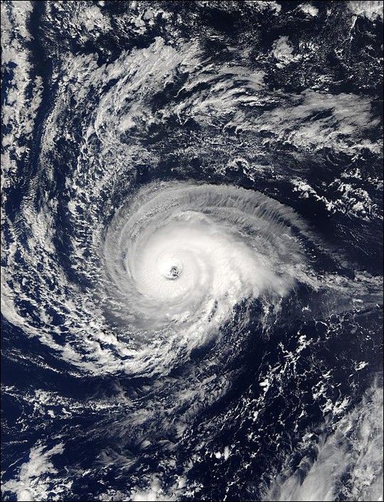 Hurricane Kate - NASA Science