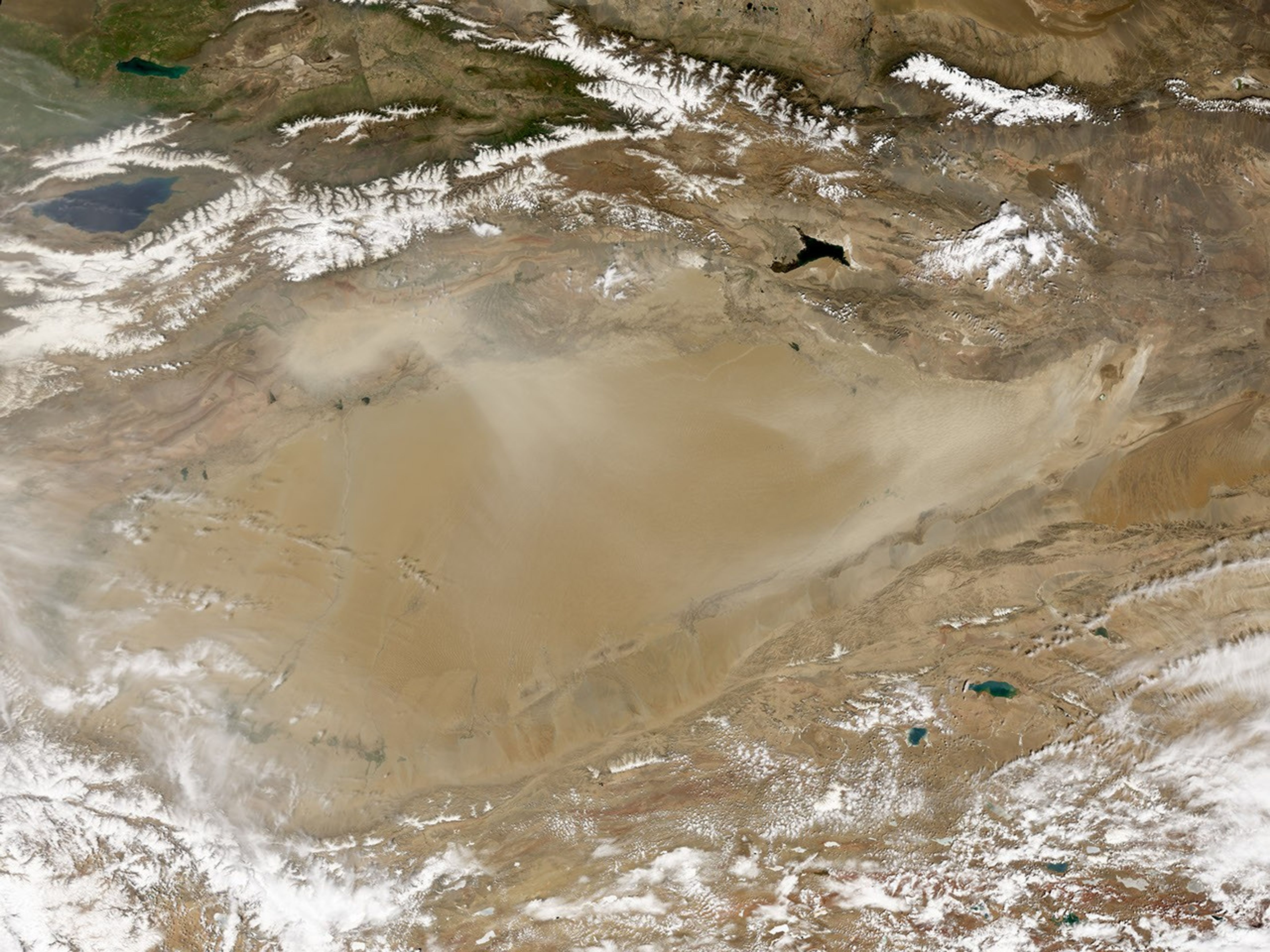 Dust storm in Taklimakan