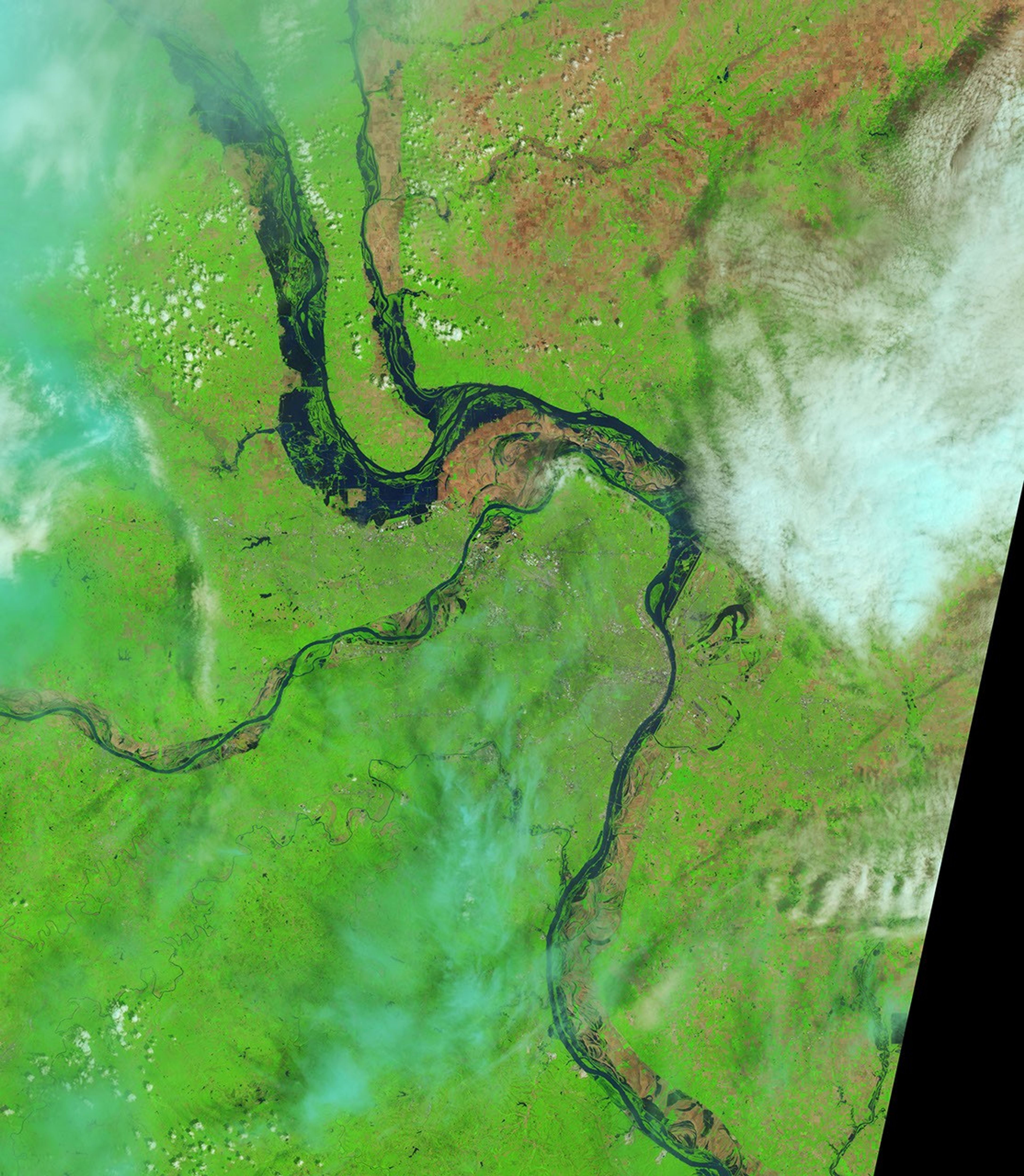 Flooding Continues Along the Mississippi