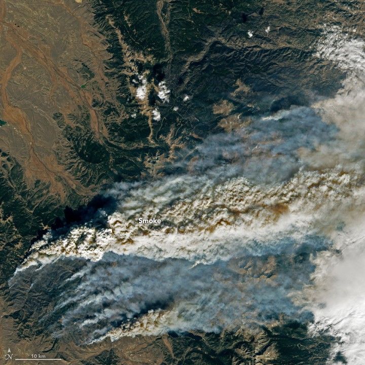 East Troublesome Fire Spreads to the Rockies