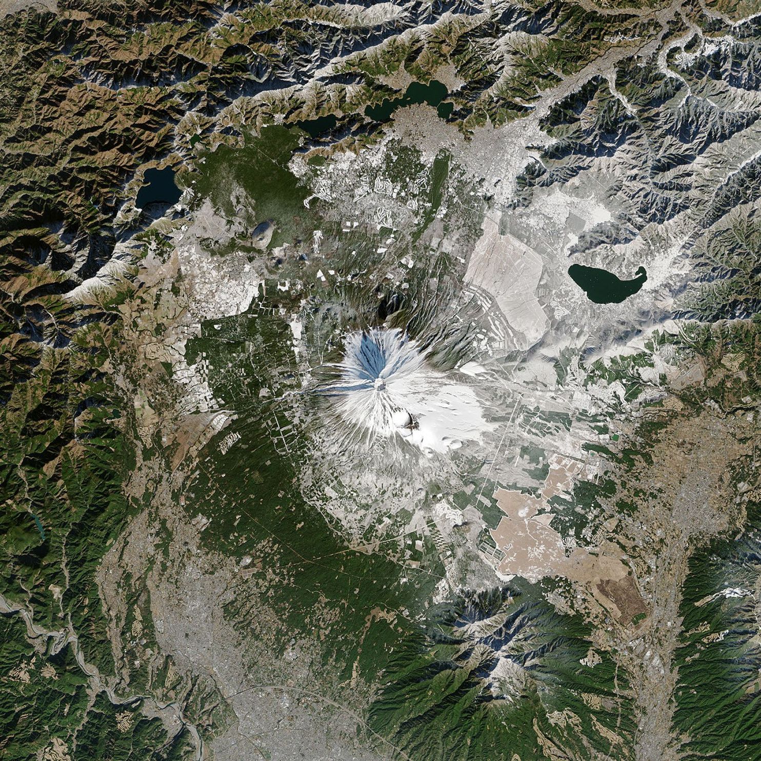 Mount Fuji’s Missing Snow