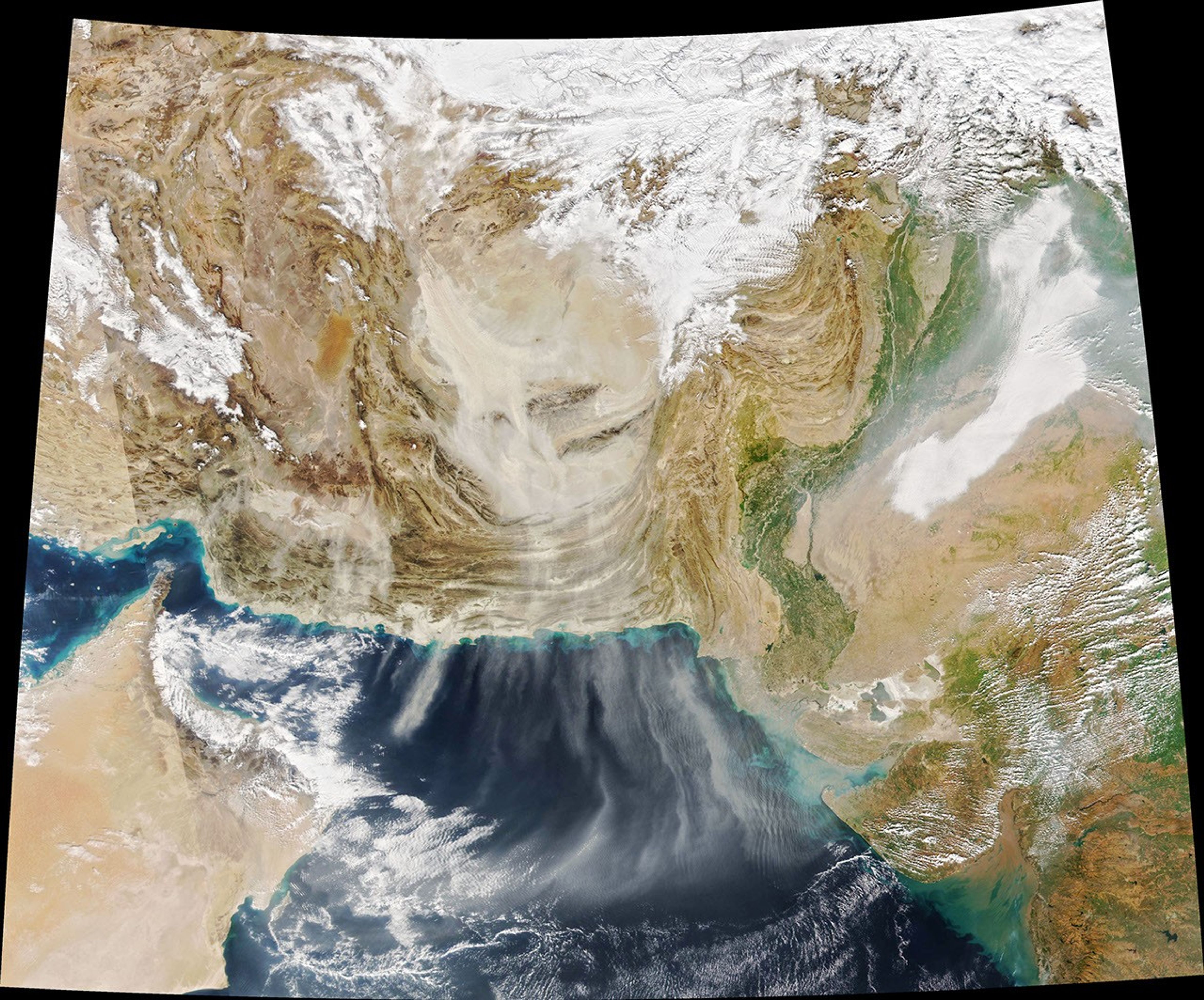 A Dry Lake Hamun Means More Dust Storms