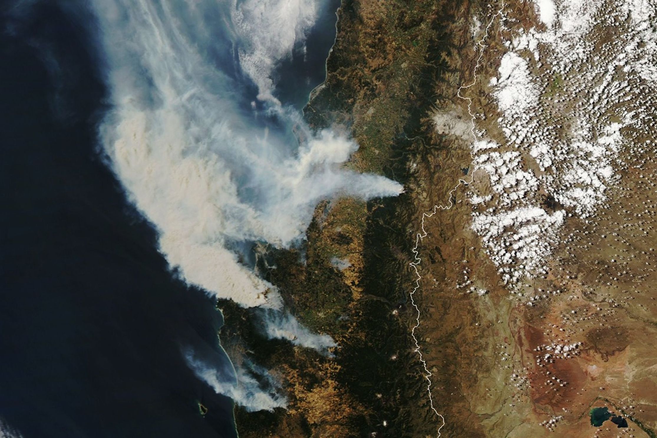 Fires Blaze Through South-Central Chile