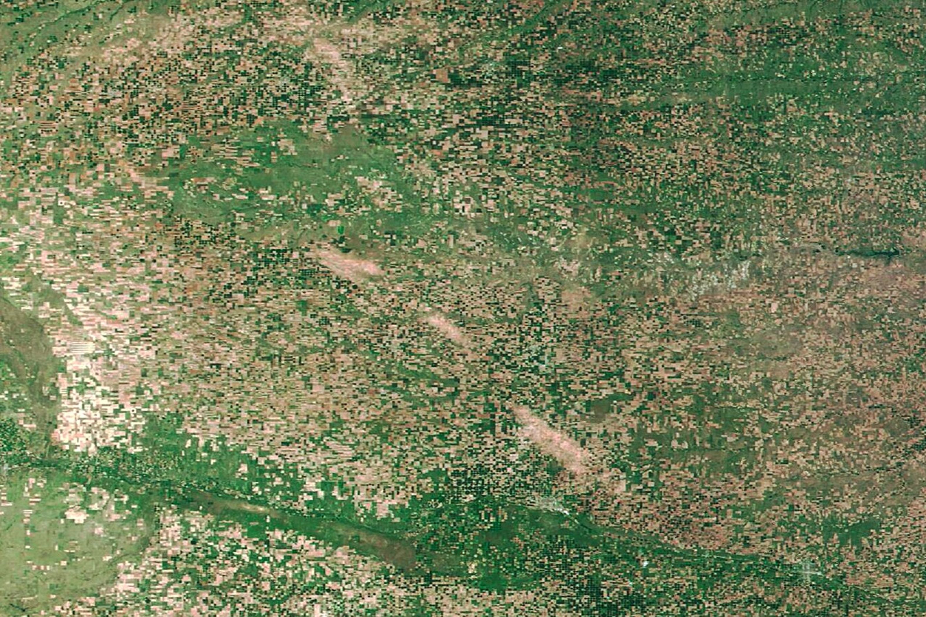 Winds and Hail Scar the Great Plains  