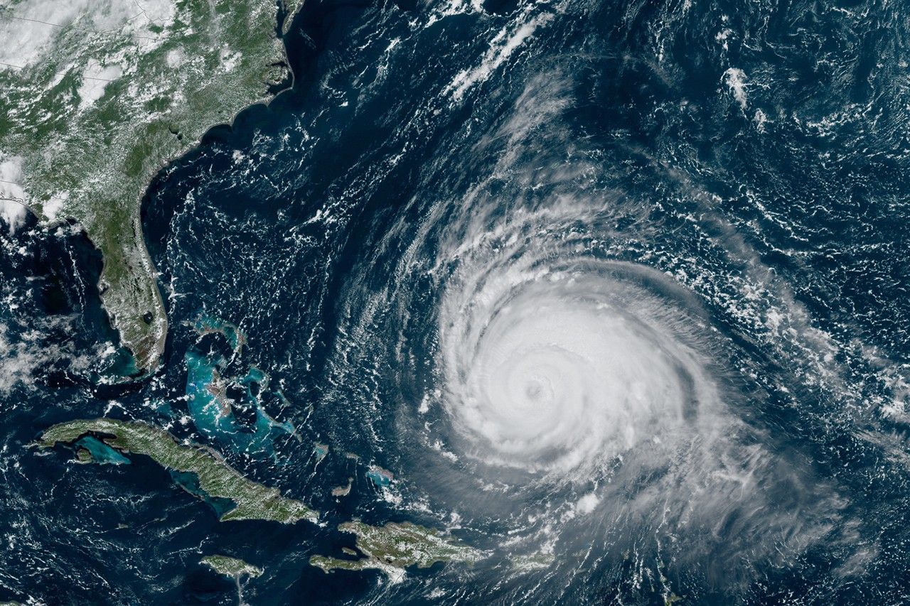 Hurricane Lee Traverses the Warm Atlantic - NASA Science