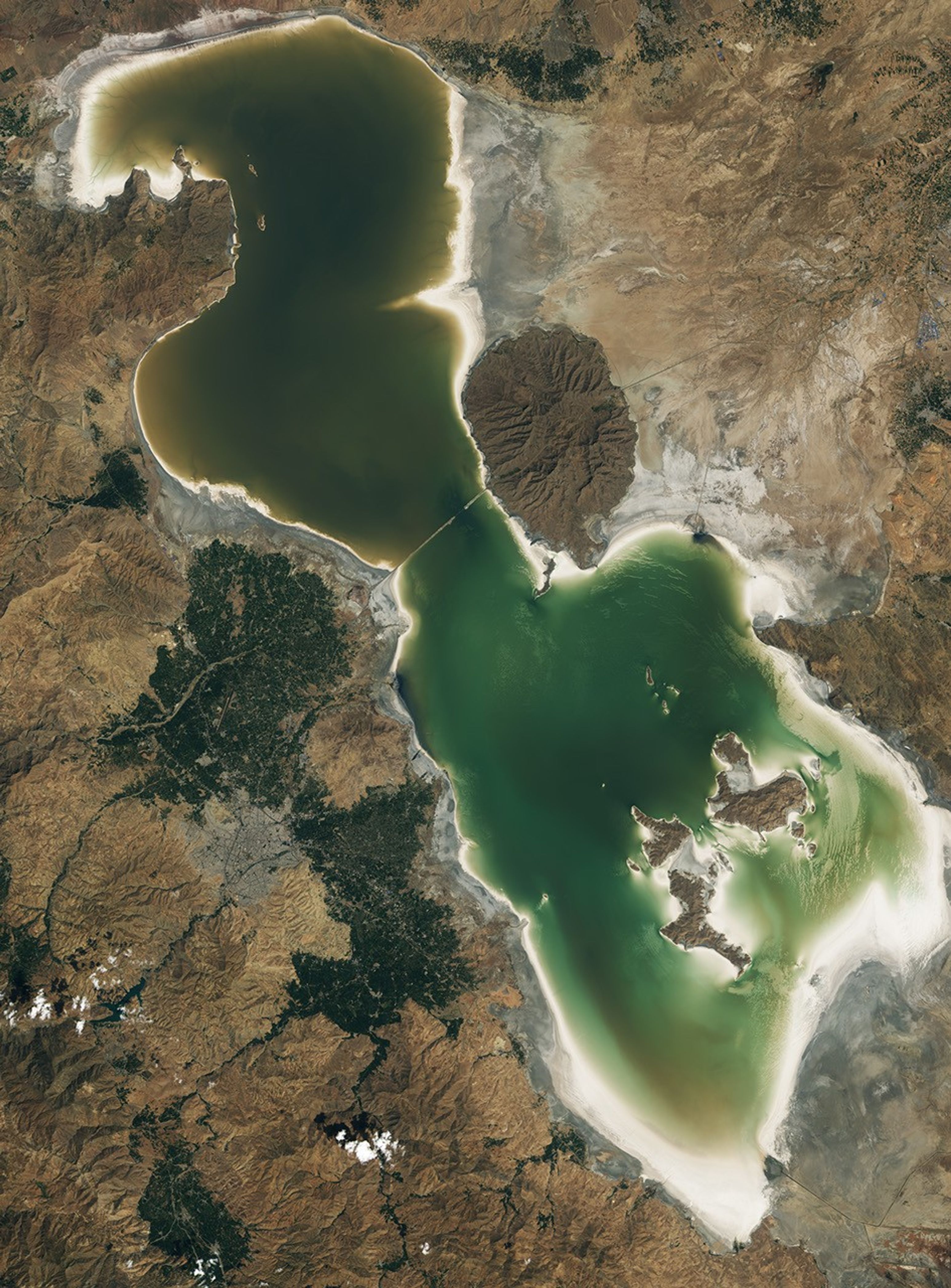 Lake Urmia Shrivels Again